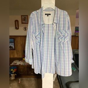 Button down blouse. Size XL.  Brand- Relativity.  Will bundle